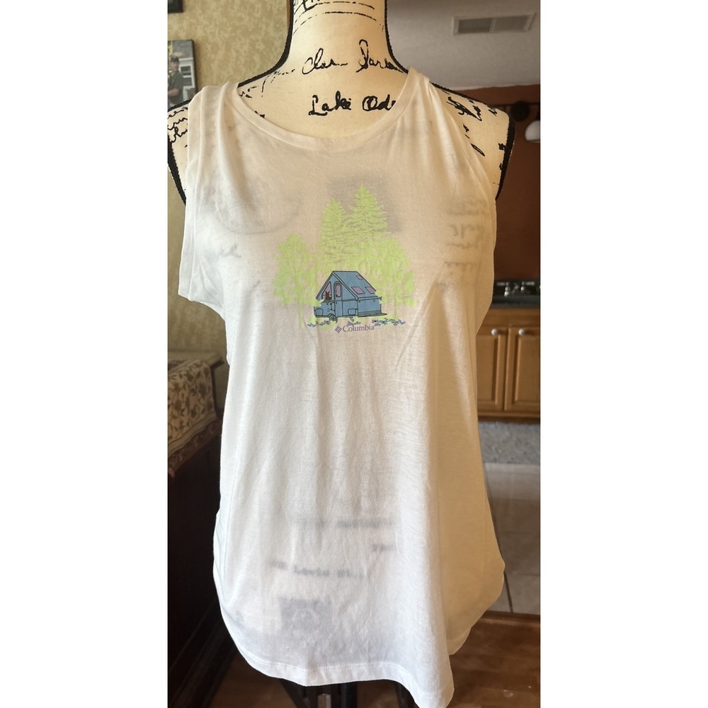 Columbia Sleeveless Tank Top Size Medium White With Pop Up Camper Design